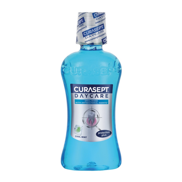 CURASEPT COLLUTORIO DAYCARE PROTECTION PLUS MENTA FREDDA 500 ML